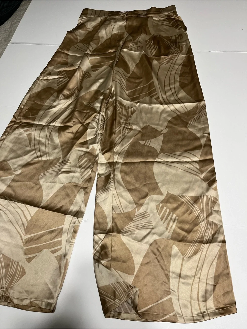 Women’s Wide-Leg Satin Pants in Beige Brown